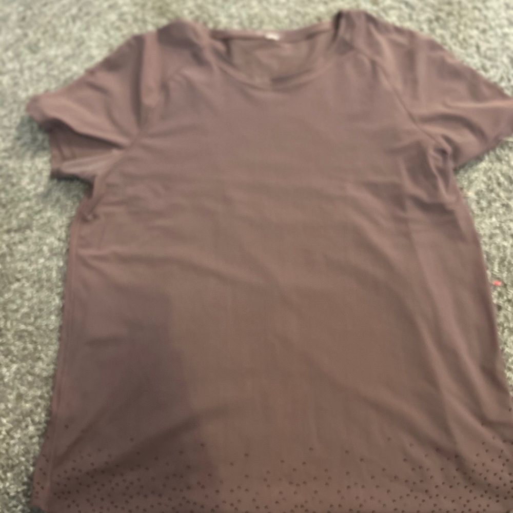 lululemon athletica Short Sleeve Tee in Mauve Brown